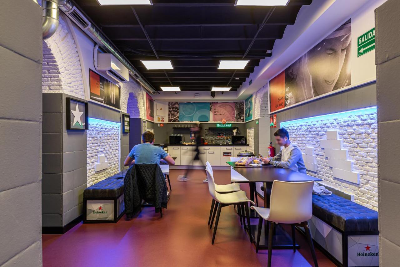 Art Seven Hostel Capsules Madrid Exteriér fotografie