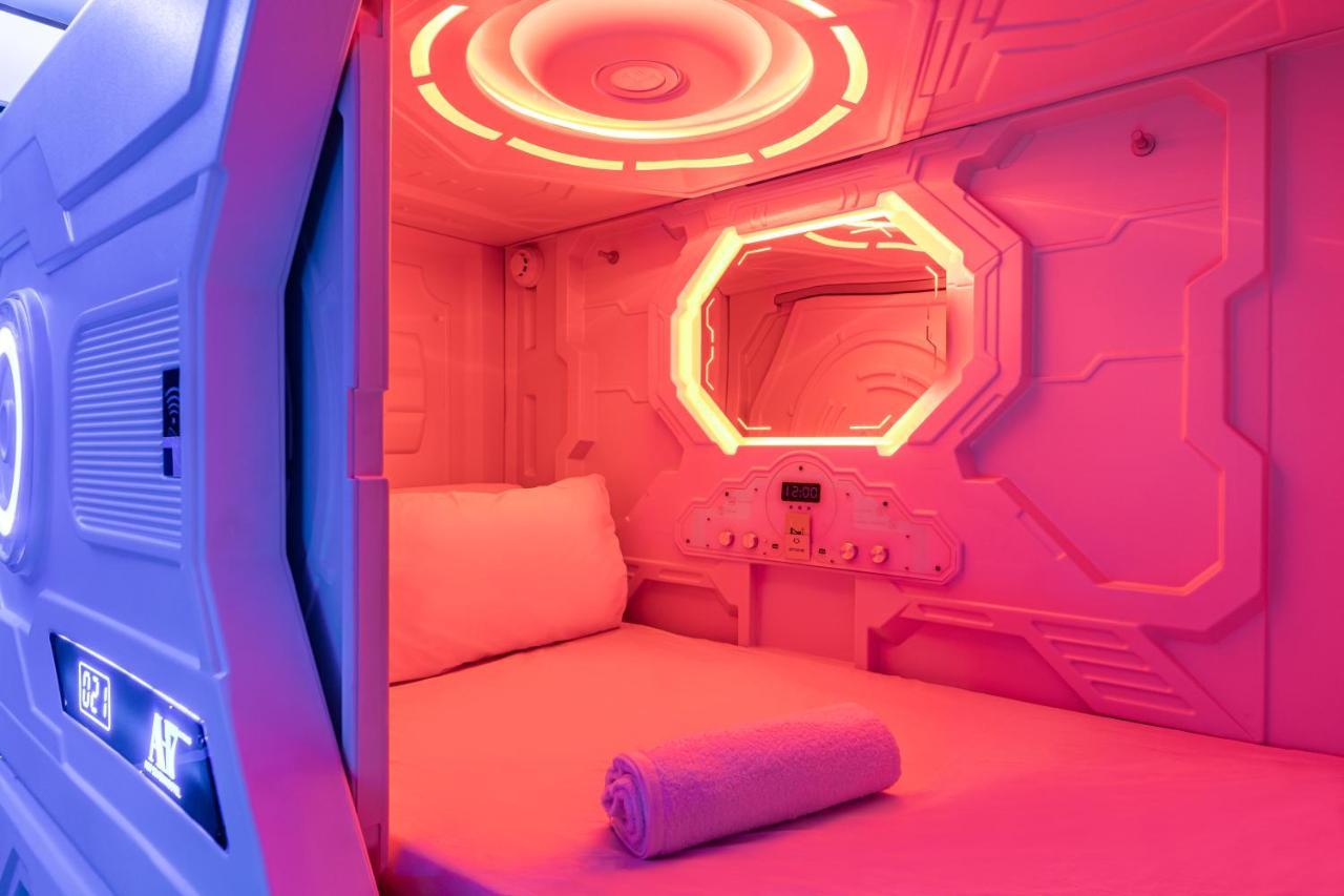 Art Seven Hostel Capsules Madrid Exteriér fotografie