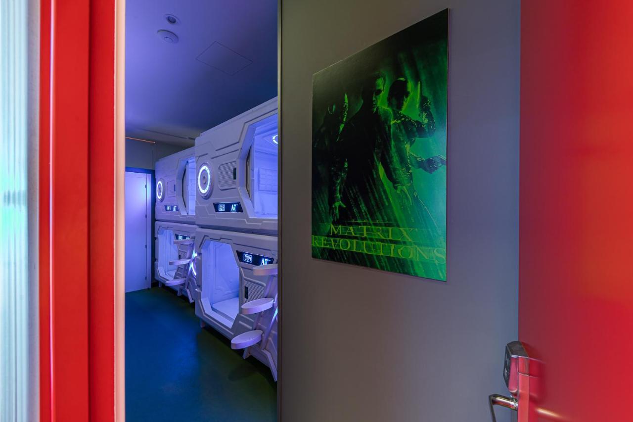 Art Seven Hostel Capsules Madrid Exteriér fotografie